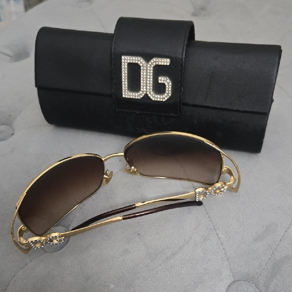 Dolce & Gabbana Gold Aviator Sunglasses - Picture 2 of 4